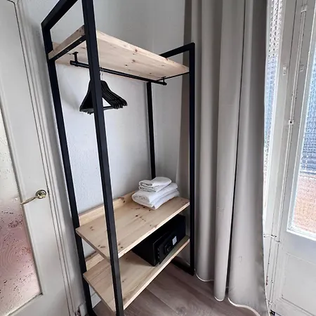 Calma House Guest house *